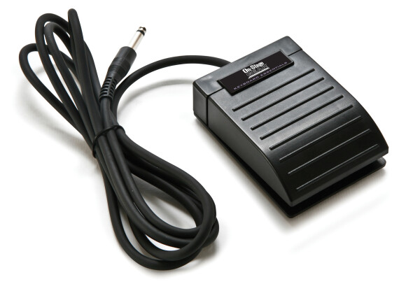 Pedal de Sustain Estilo Piano Universal M-Audio SP-2